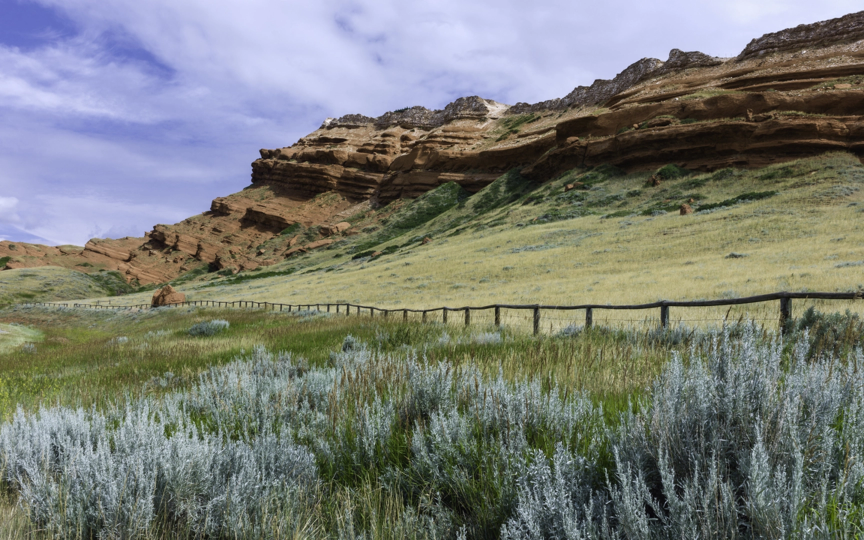 An image depicting the trail Palisades Trail and its surrounding area.