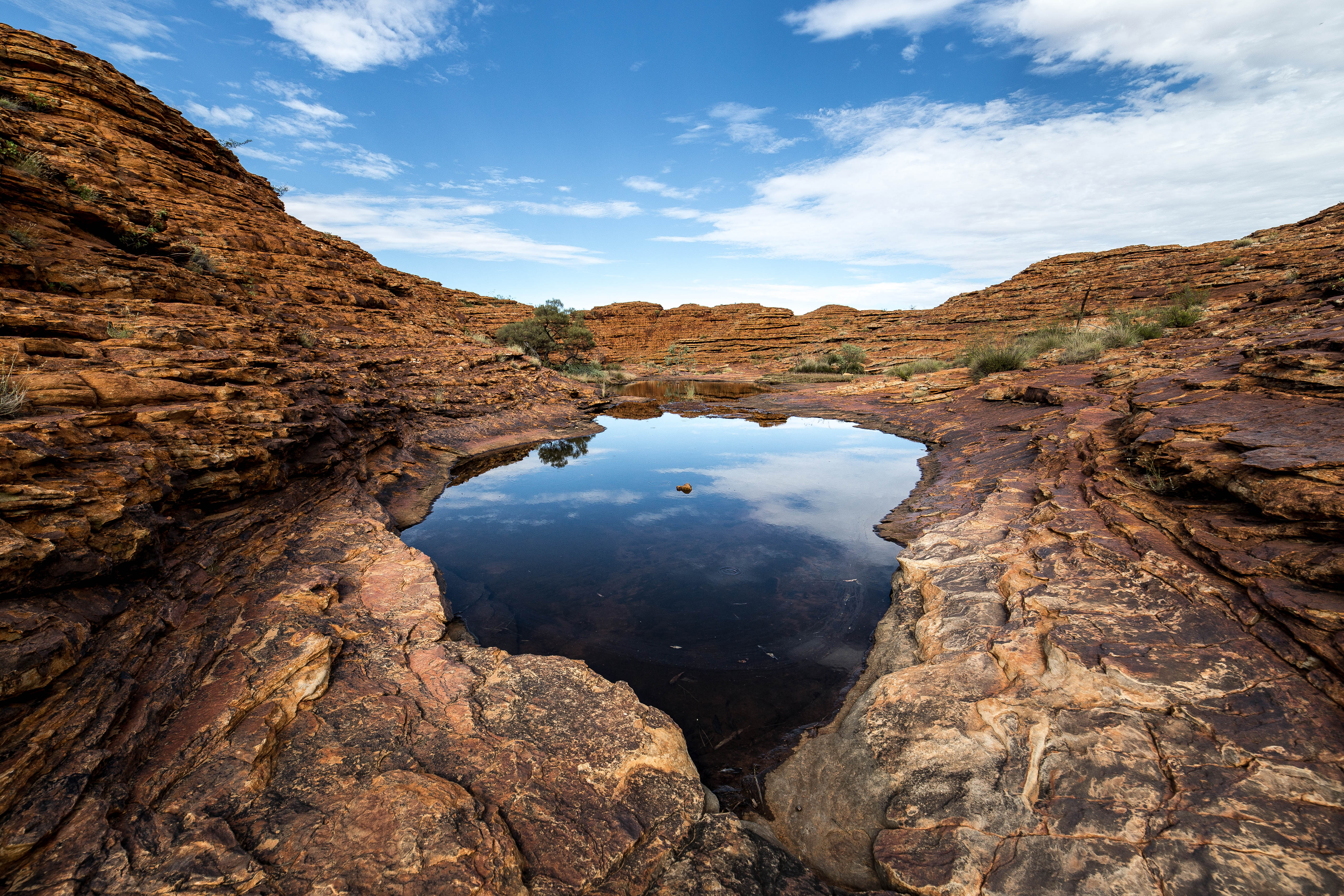 An image depicting the trail Watarrka National Park and its surrounding area.