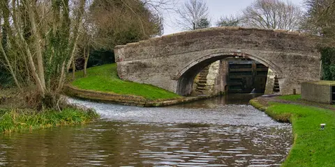 An image depicting the trail Beeston Castle - Sandstone Trail and Shropshire Union Canal and its surrounding area.