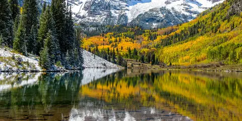 An image depicting the trail Four Pass Loop and its surrounding area.