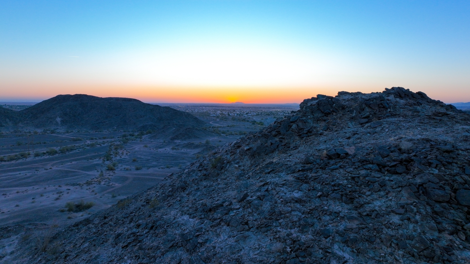 An image depicting the trail Telegraph Pass Trail and its surrounding area.