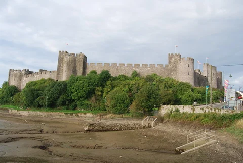Pembroke Castle Loop