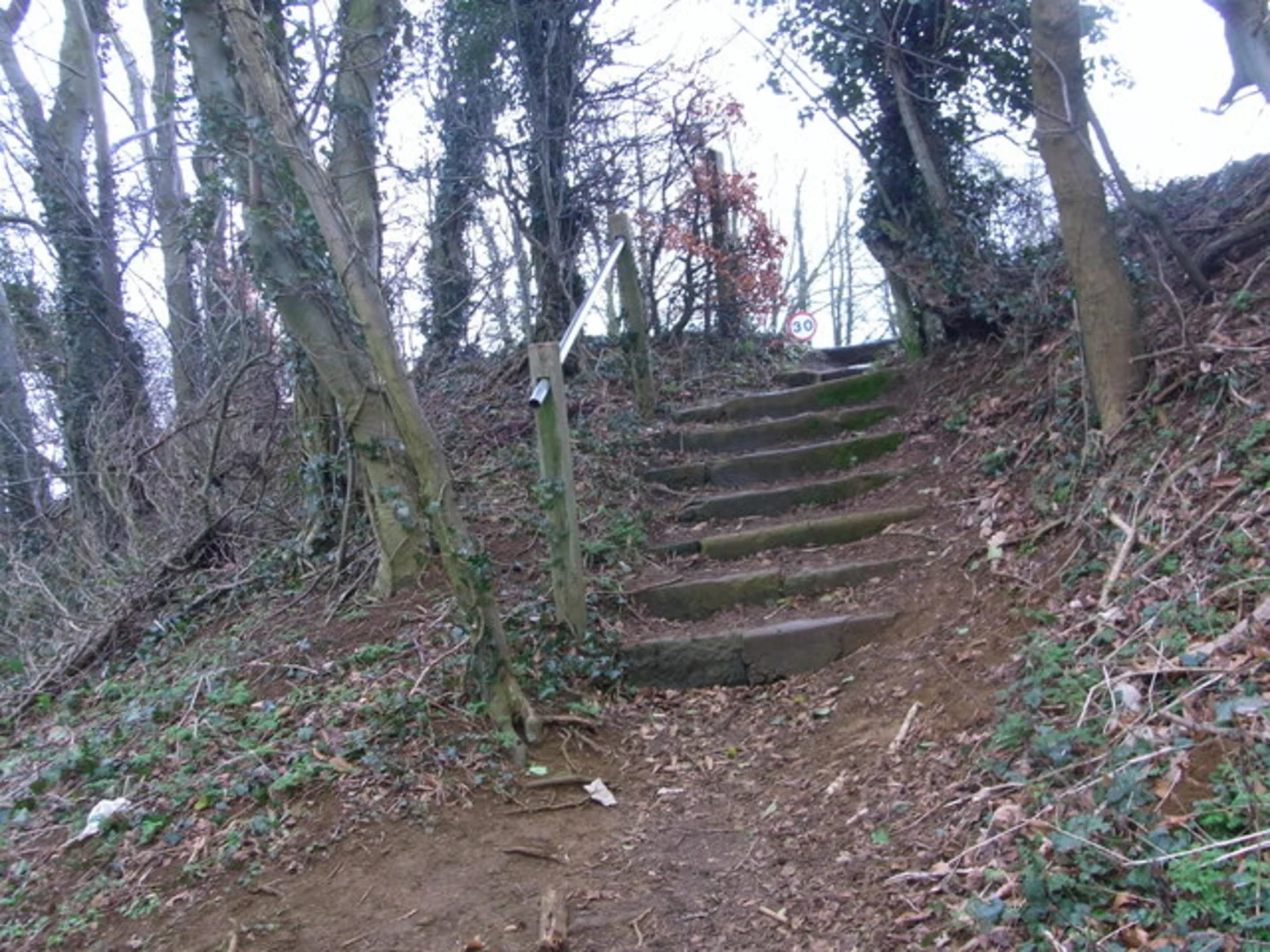 An image depicting the trail Centenary Way from Northend to Whatcote and its surrounding area.