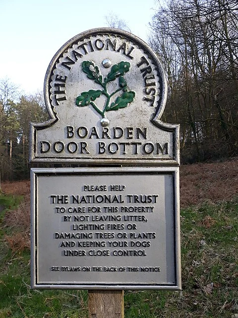 An image depicting the trail Haste Hill and Valewood Park Loop and its surrounding area.