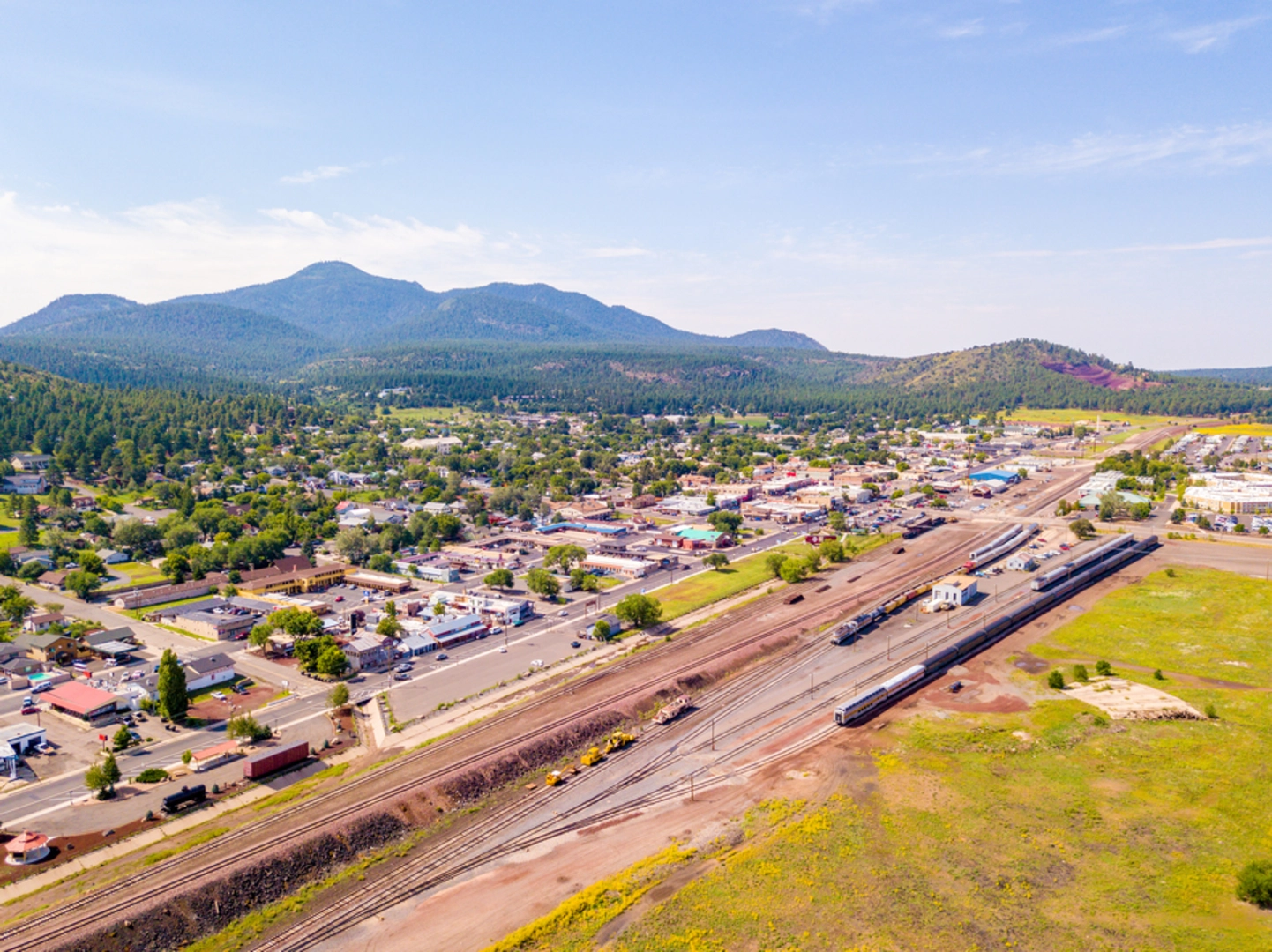 An image depicting the trail Clover Spring Trail and its surrounding area.