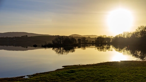 New Village - New Village Walk