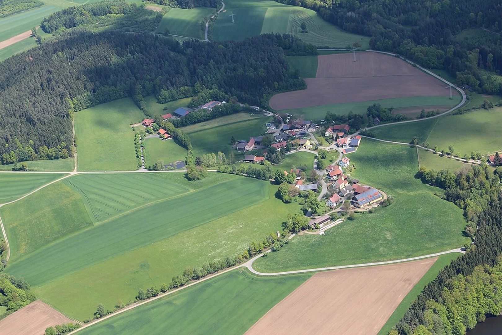 An image depicting the trail Marterberg Loop and its surrounding area.