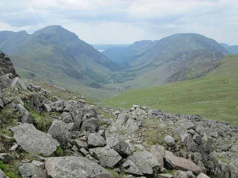An image depicting the trail Grey Knotts, Brandeth, Green Gable and Base Brown Loop and its surrounding area.