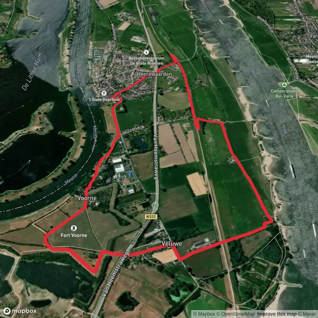 An image depicting the trail De Kop and De Voorn Loop and its surrounding area.