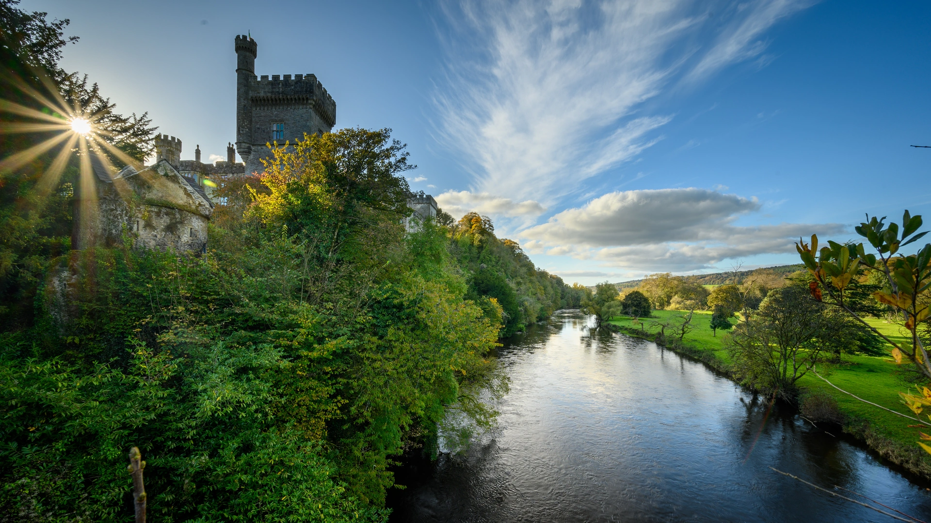 An image depicting the trail Oulart - Siul Ladhru and its surrounding area.