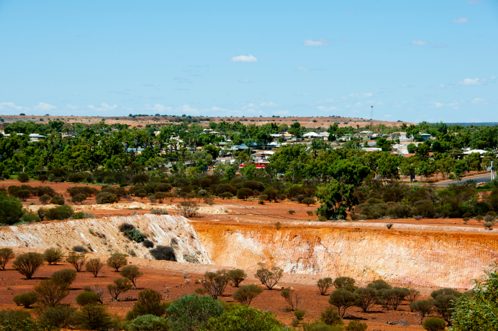 An image depicting the trail Meeka Rangelands Discovery Trail and its surrounding area.