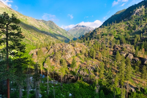 An image depicting the trail Lorraine Ridge Trail via Icicle Creek Trail and its surrounding area.