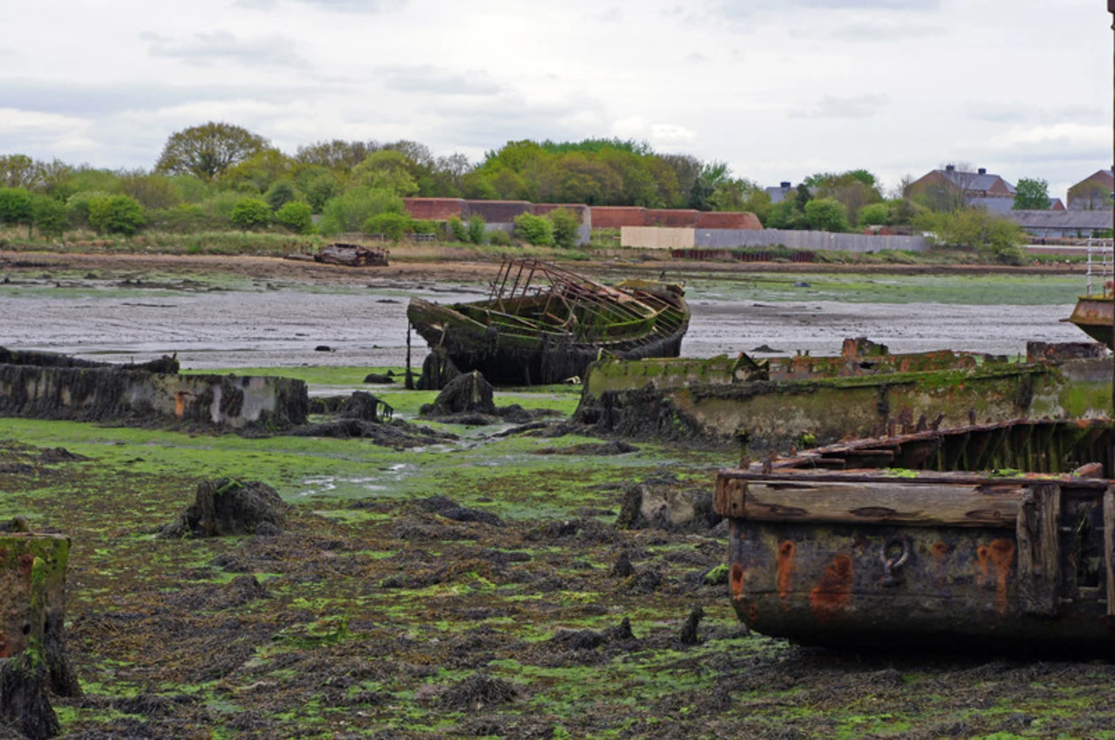 An image depicting the trail Fort Brockburst and Forton Lake via Heritage Way and its surrounding area.