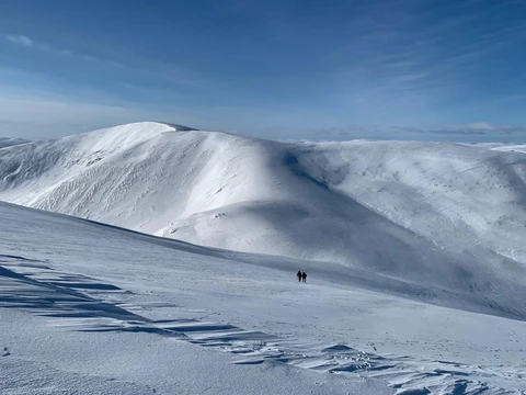 Carn nan Gabhar & Braigh-Coire Charuinn bhalgain Loop from Beinn a' Ghlo car park