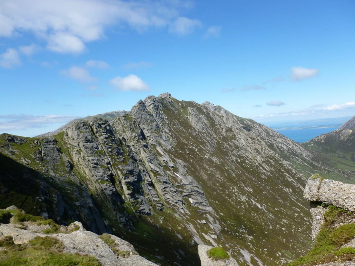 An image depicting the trail Pagoda Ridge Loop via Beinn a' Chliabhain and its surrounding area.