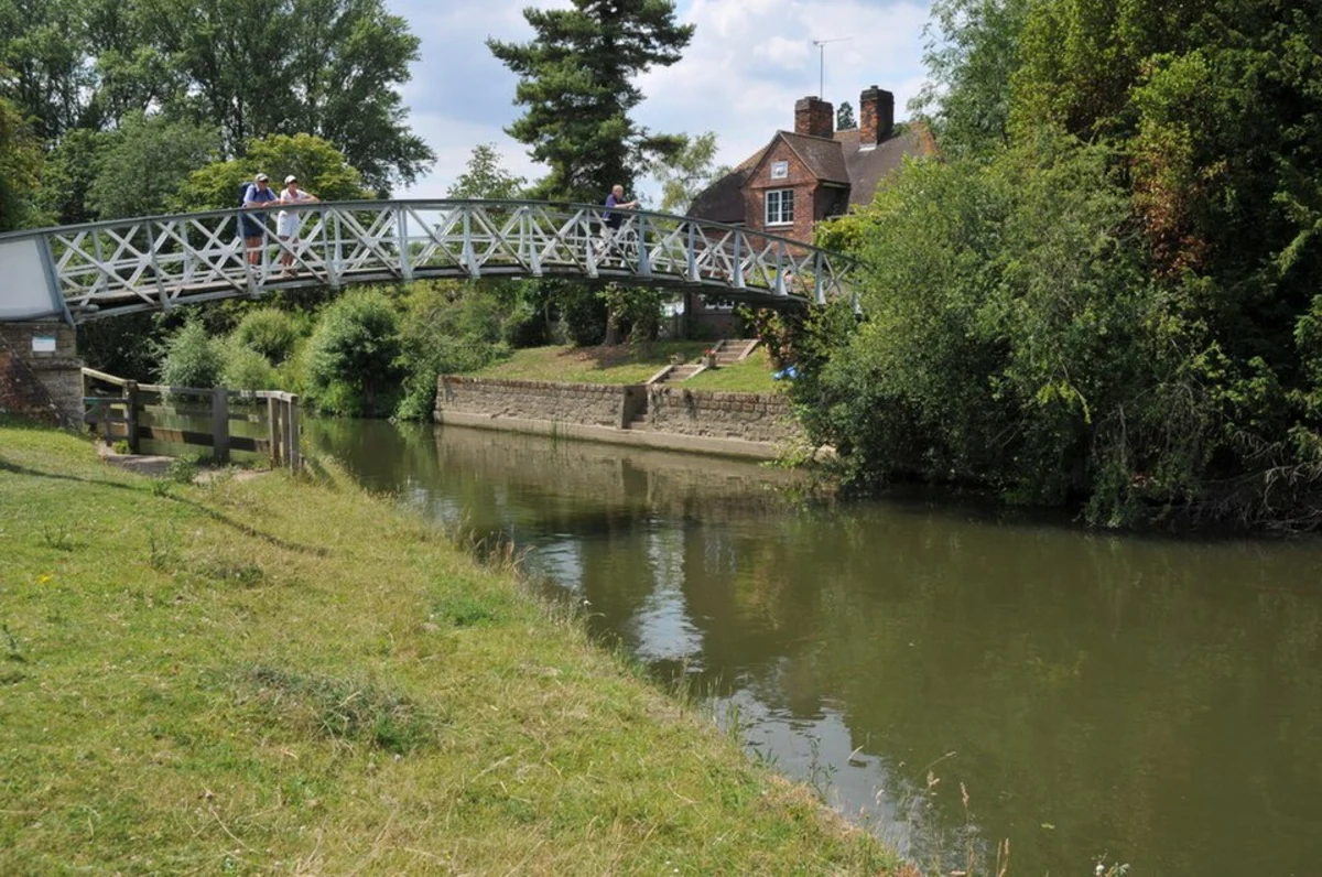 Shillingford to Dorchester on Thames Loop Walk