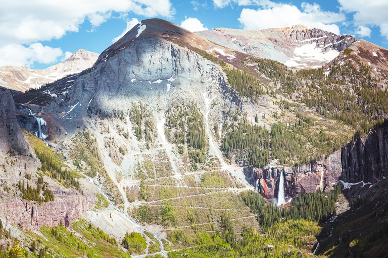 An image depicting the trail Bridal Veil Creek Trail and its surrounding area.