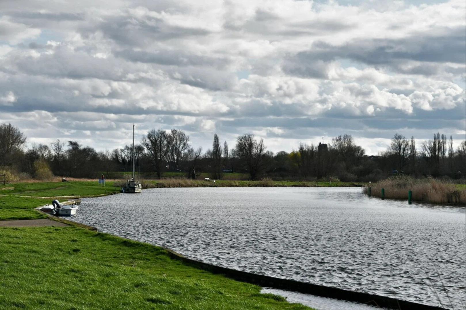 An image depicting the trail Beccles and its surrounding area.