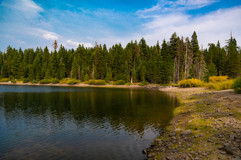 An image depicting the trail Crooked Lake and Grouse Ridge Loop Trail and its surrounding area.