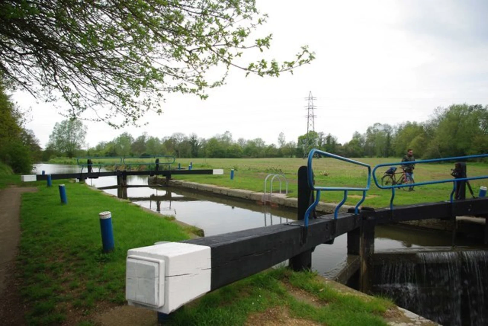 An image depicting the trail Beeleigh Falls and its surrounding area.