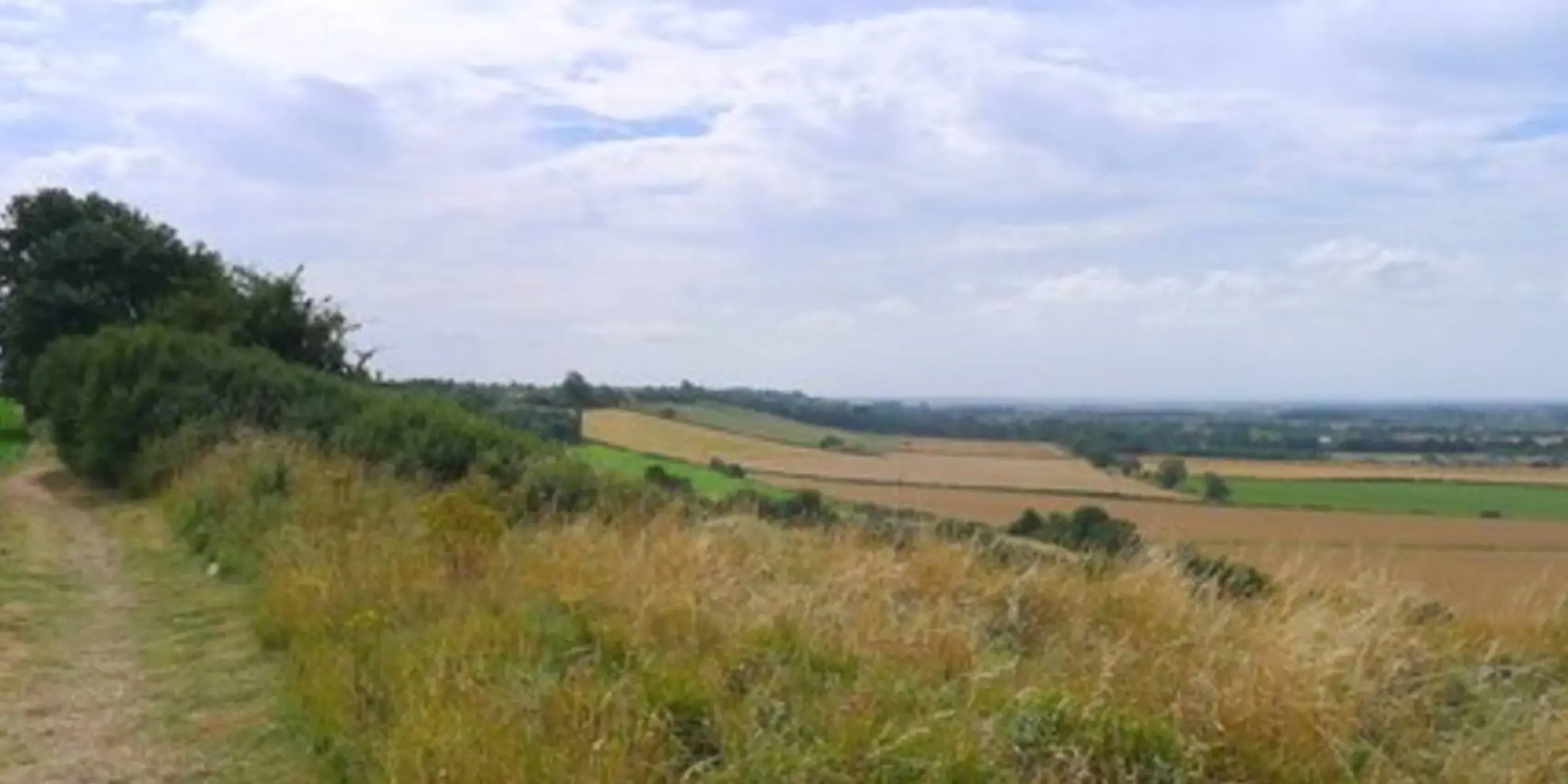 An image depicting the trail Lincoln Edge from Bracebridge Heath and its surrounding area.
