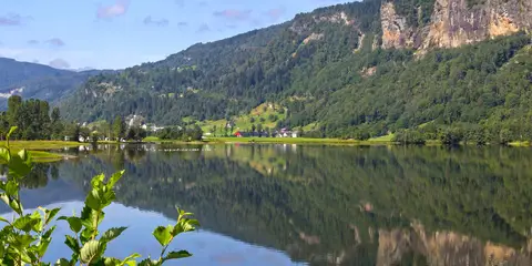 An image depicting the trail St Olavsleden and its surrounding area.