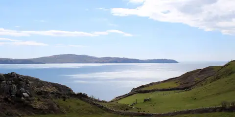 An image depicting the trail Farranamanagh Loop and its surrounding area.
