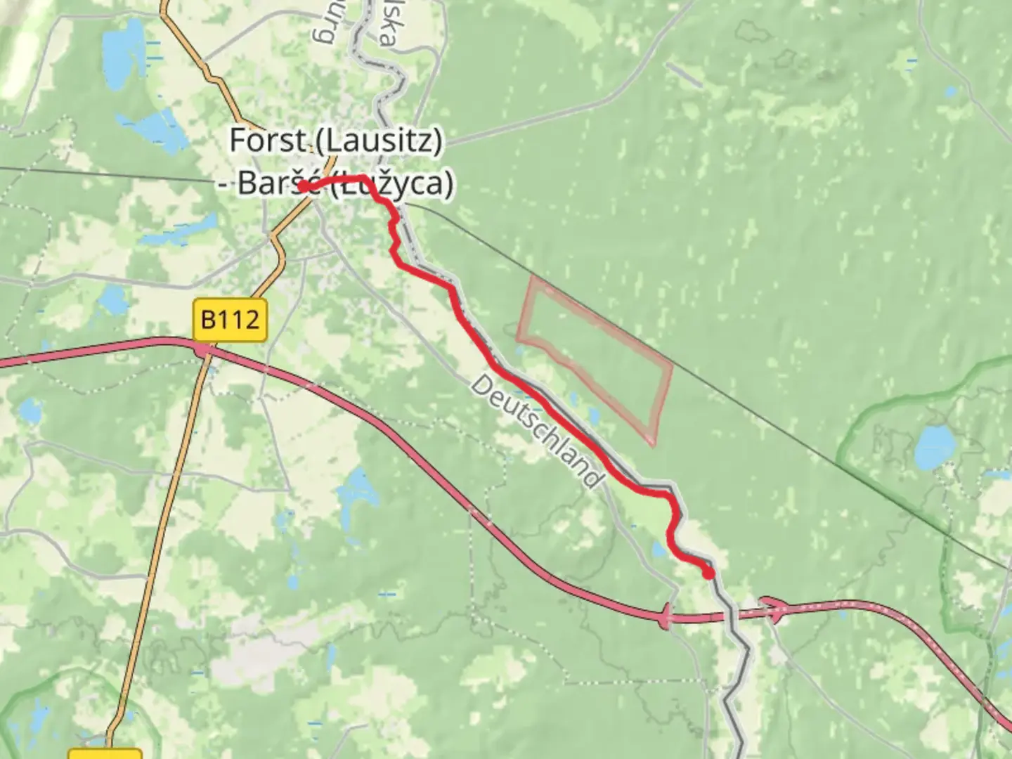 An image depicting the trail Forst to Klein Bademeusel Walk via Lausitzer Niebe and its surrounding area.