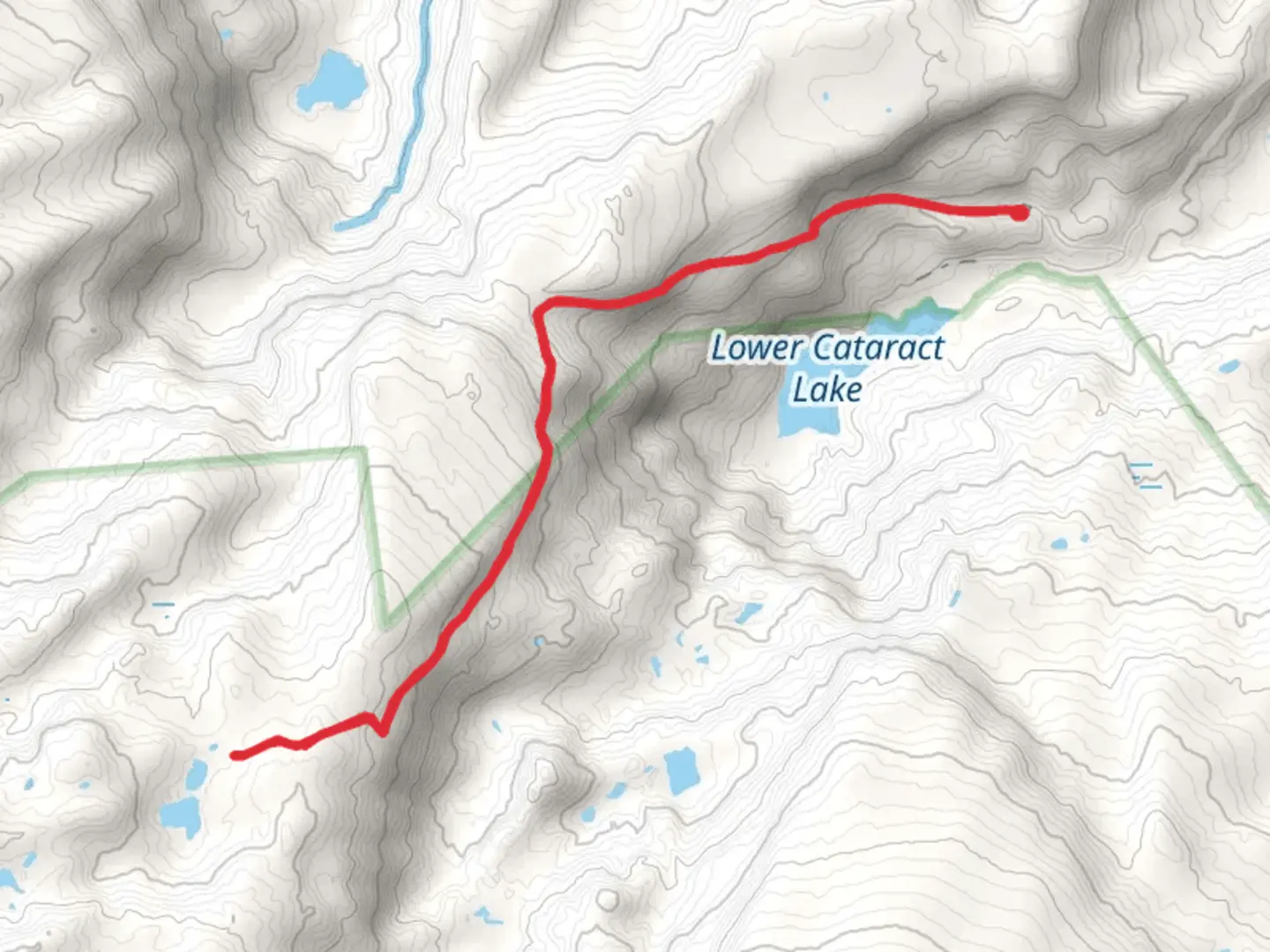 An image depicting the trail Eaglesmere Lakes and its surrounding area.