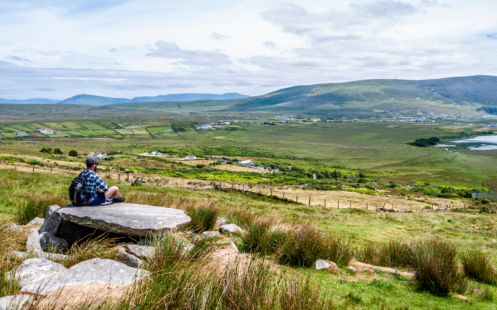 An image depicting the trail Slievemore Walk and its surrounding area.