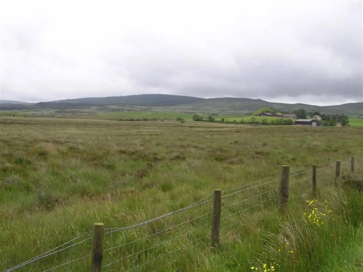 An image depicting the trail Crockbrack Way and its surrounding area.