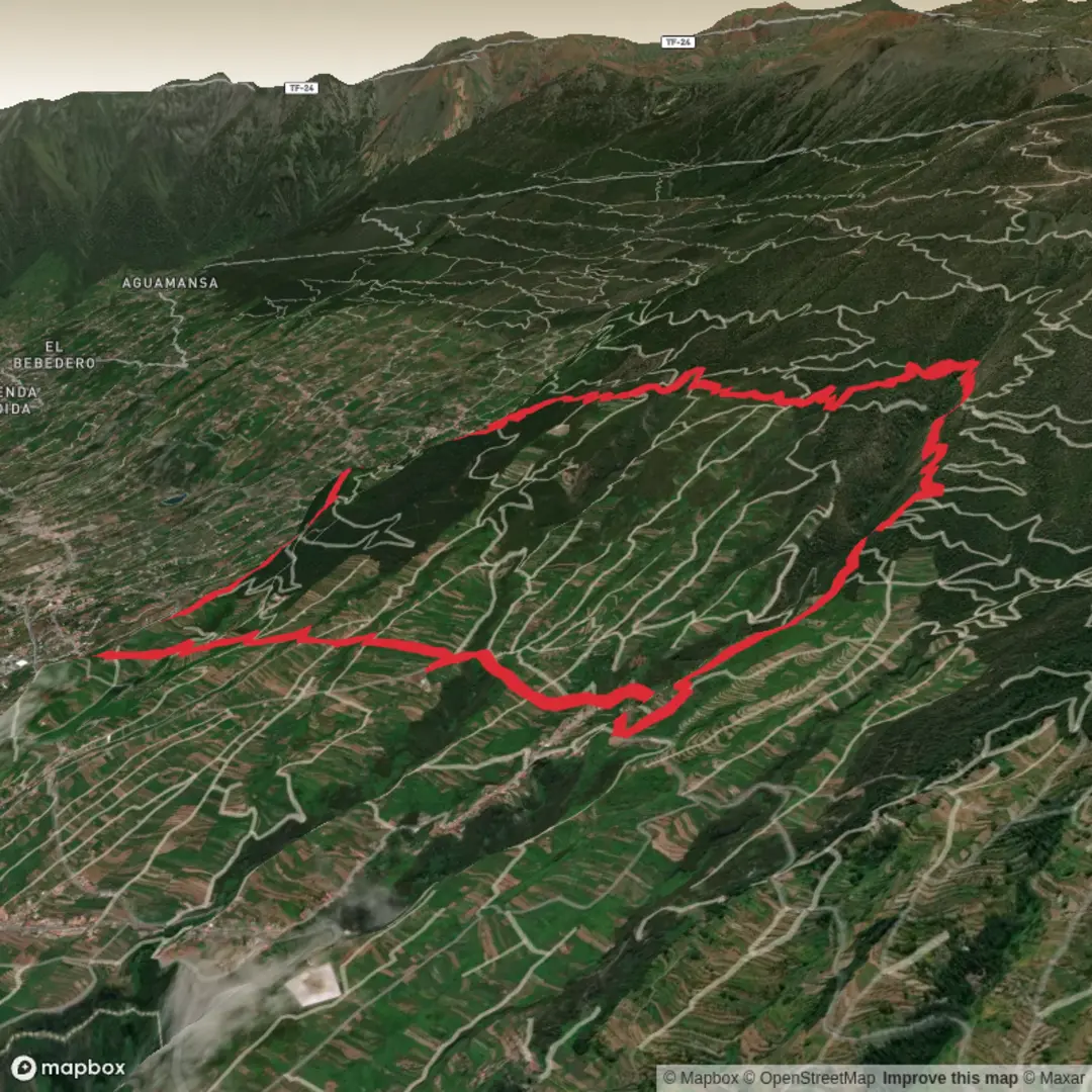 An image depicting the trail Mirador La Corona and its surrounding area.
