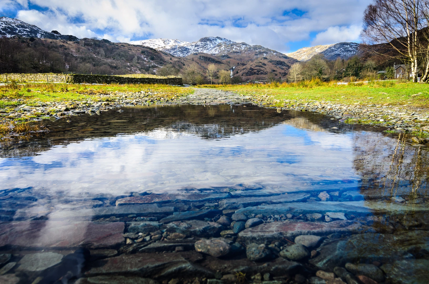 An image depicting the trail Ambleside Ale Trail and its surrounding area.