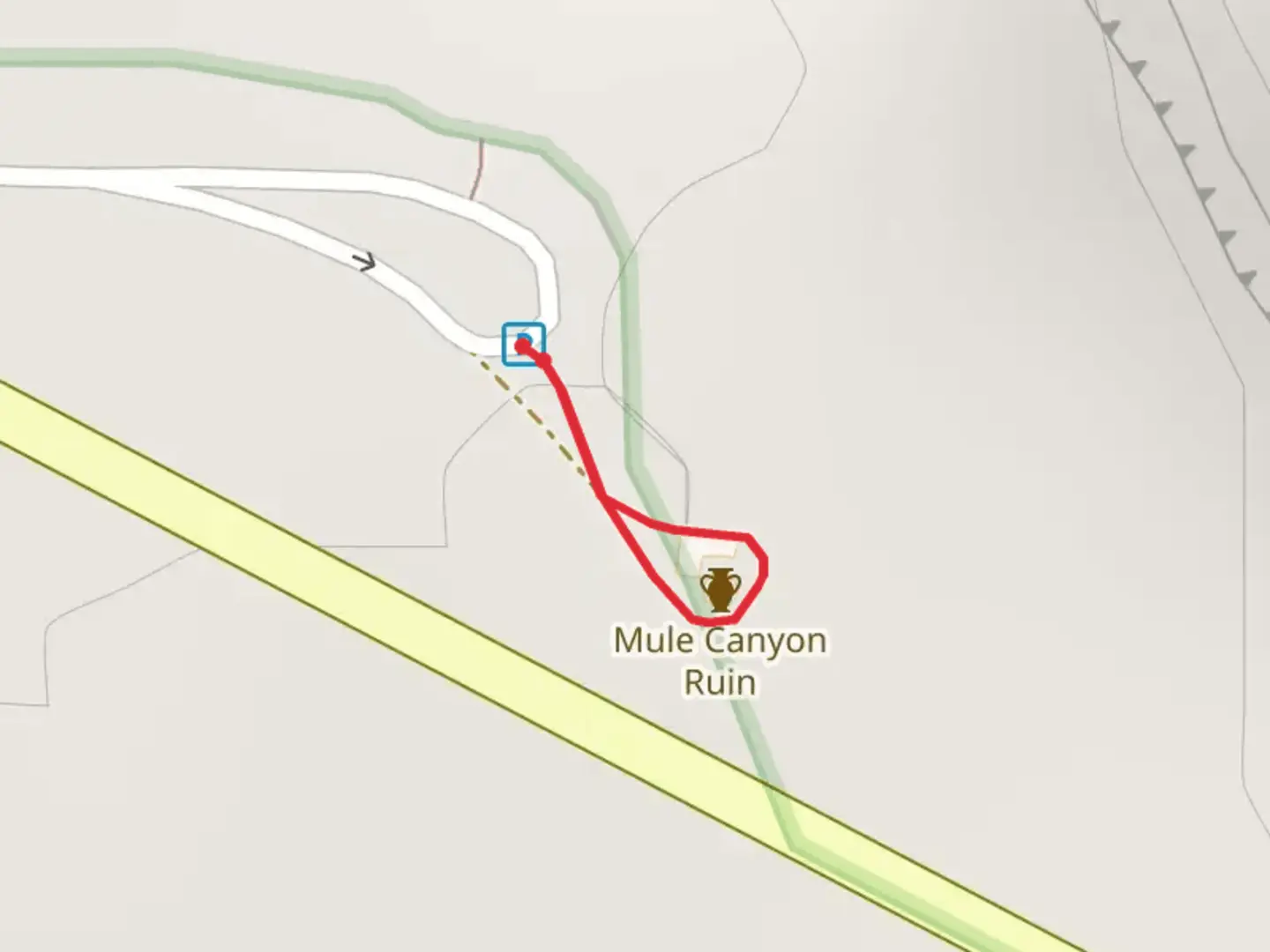 An image depicting the trail Mule Canyon Kiva Loop and its surrounding area.