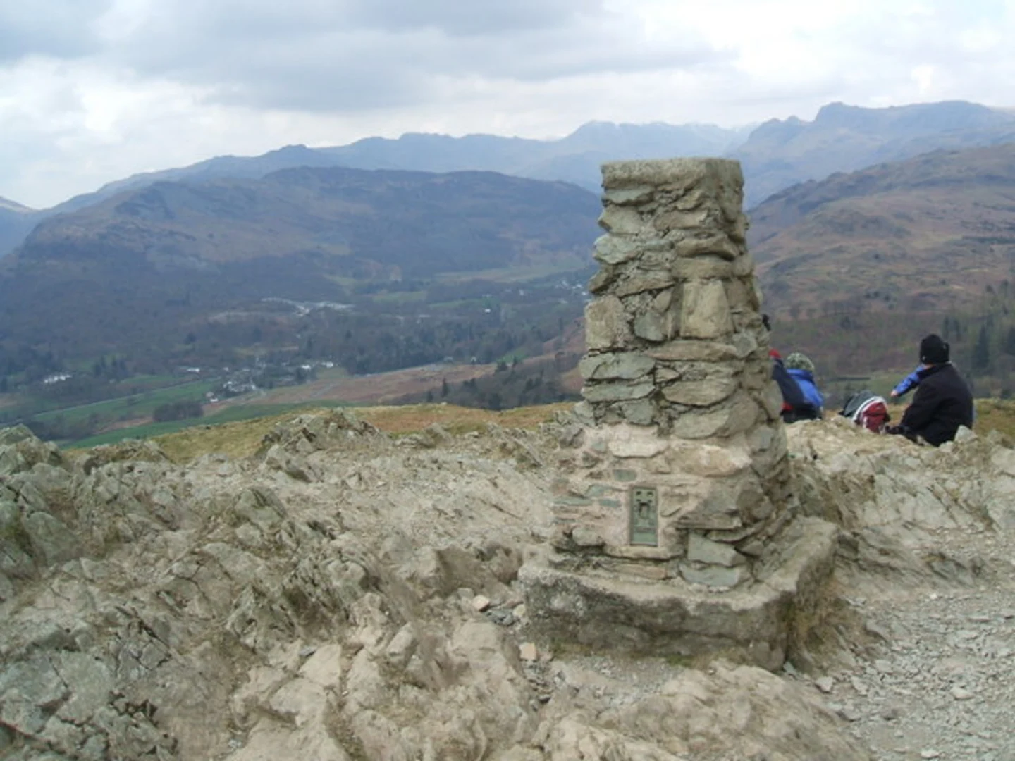 An image depicting the trail Loughrigg Tarn, Loughrigg Fell and Rydall Water Loop and its surrounding area.