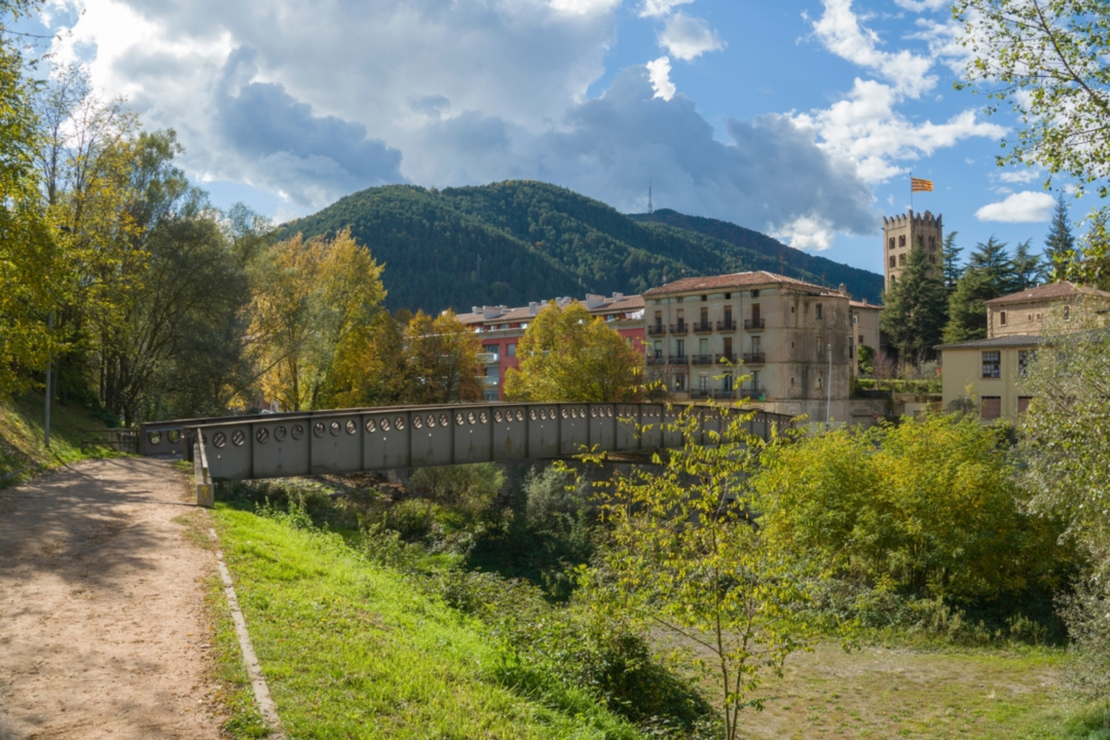 An image depicting the trail Sant Bartomeu Path SL C 10 and its surrounding area.
