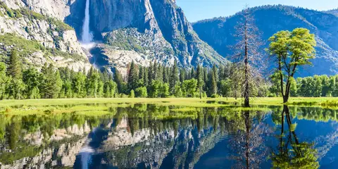 An image depicting the trail High Sierra Camps Loop and its surrounding area.