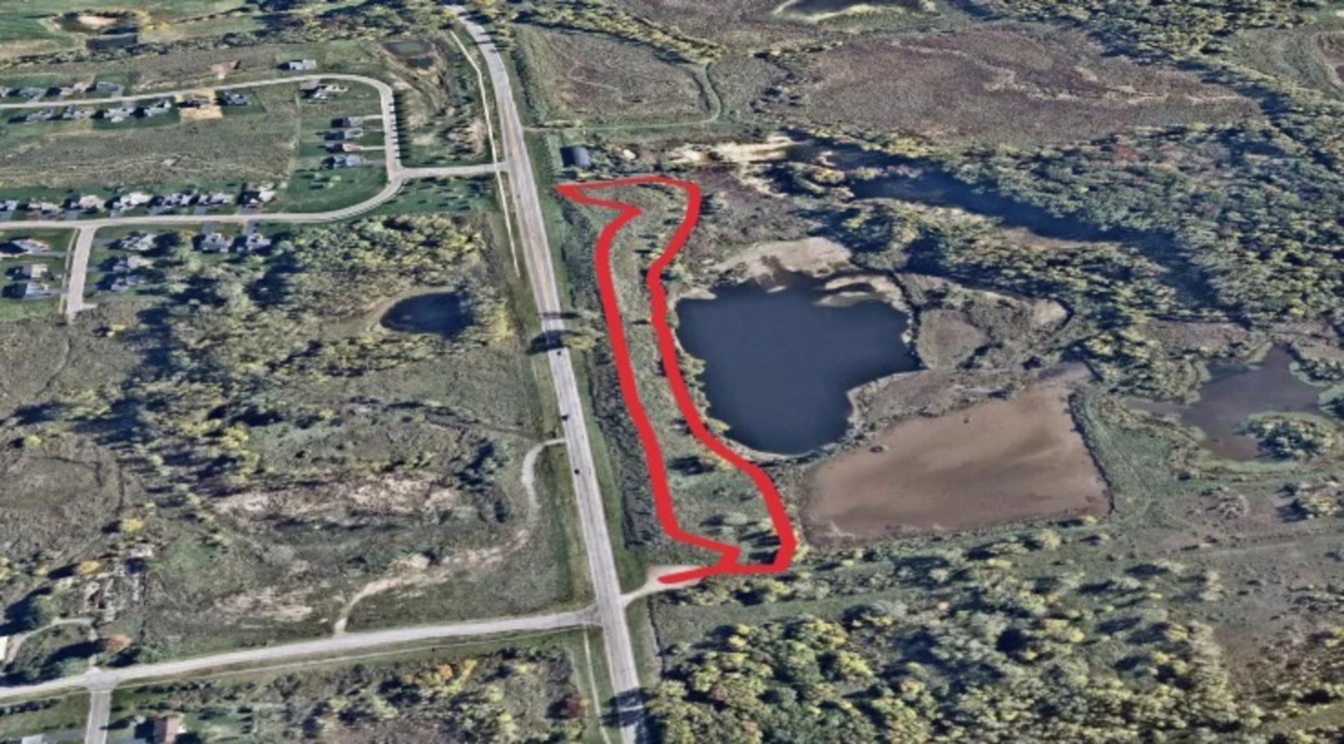 An image depicting the trail Overlook Trail and its surrounding area.