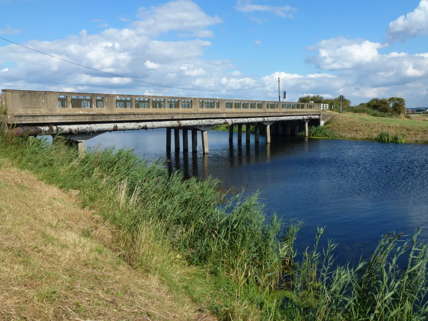 An image depicting the trail Shipley to Keighley Walk and its surrounding area.