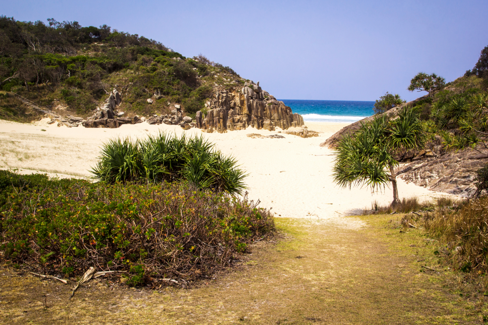 An image depicting the trail Gap Beach Track and its surrounding area.