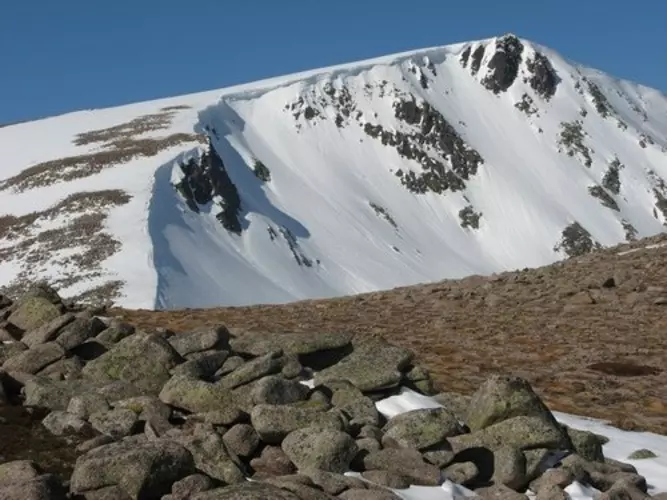 Sron Riach from Derry Lodge