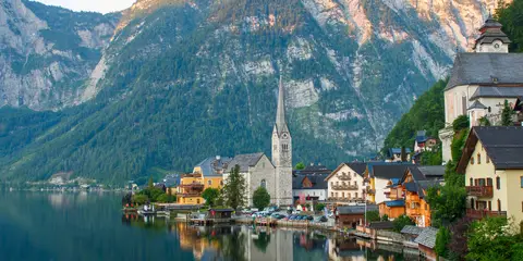 An image depicting the trail SalzAlpenSteig and its surrounding area.