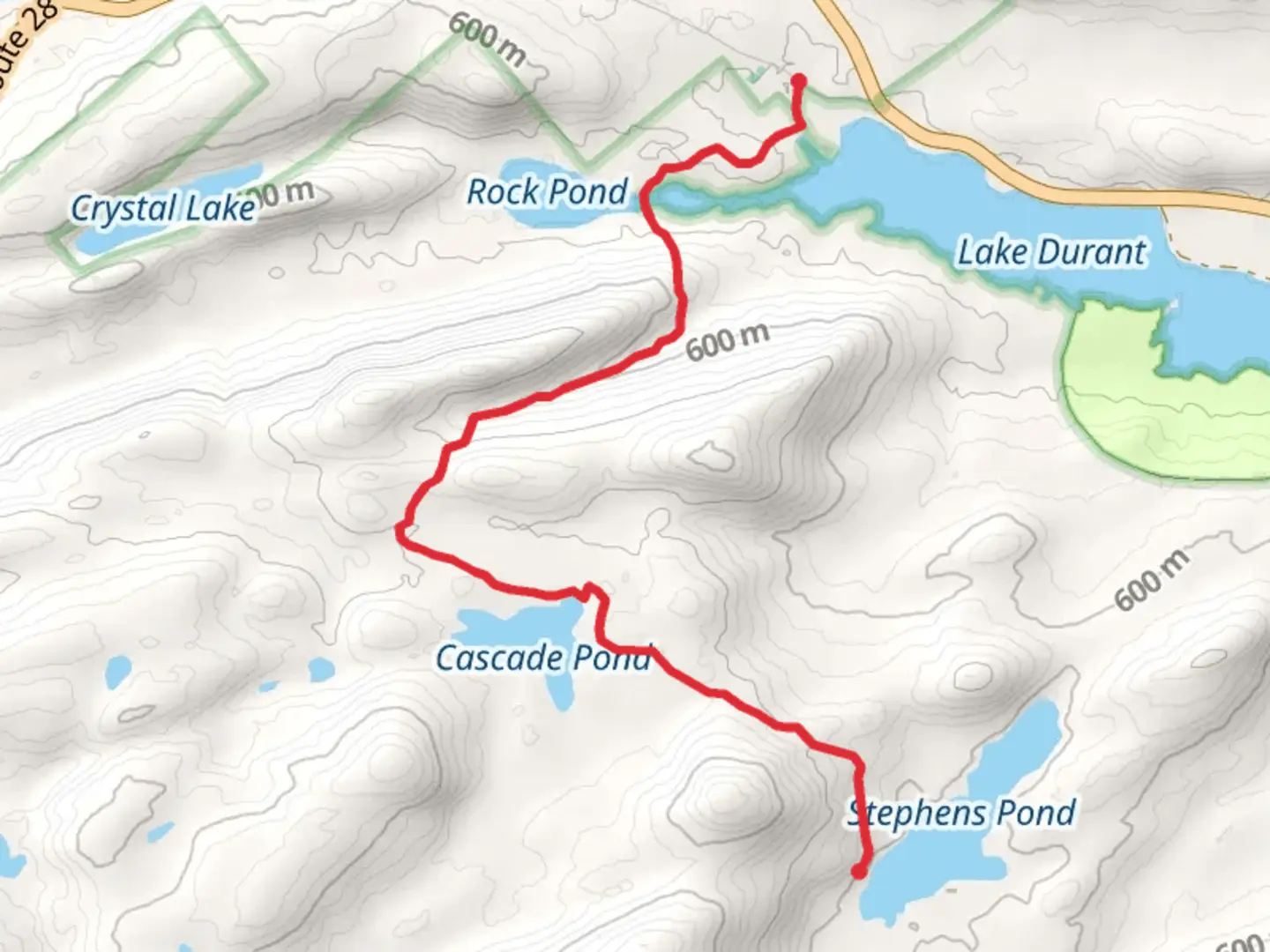 An image depicting the trail Cascade Pond and Stephens Pond Trail and its surrounding area.