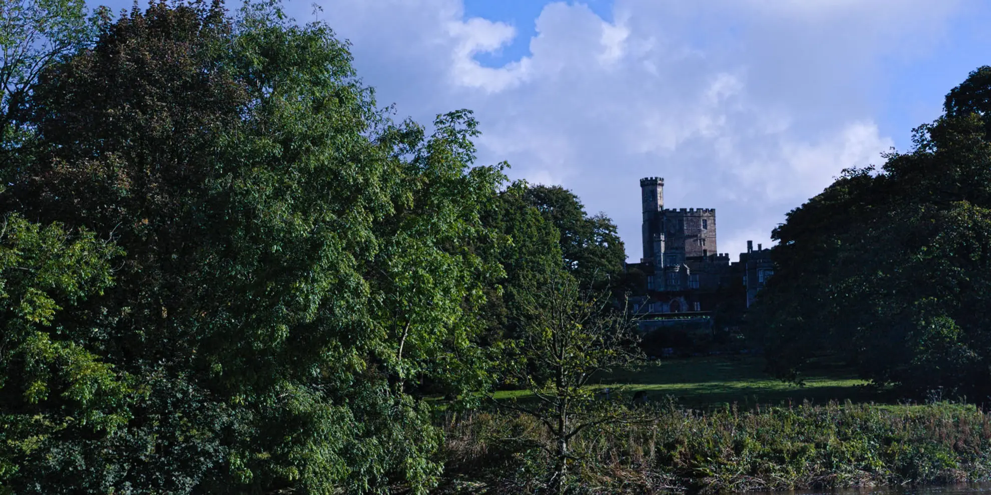 An image depicting the trail Lunesdale Walk and its surrounding area.