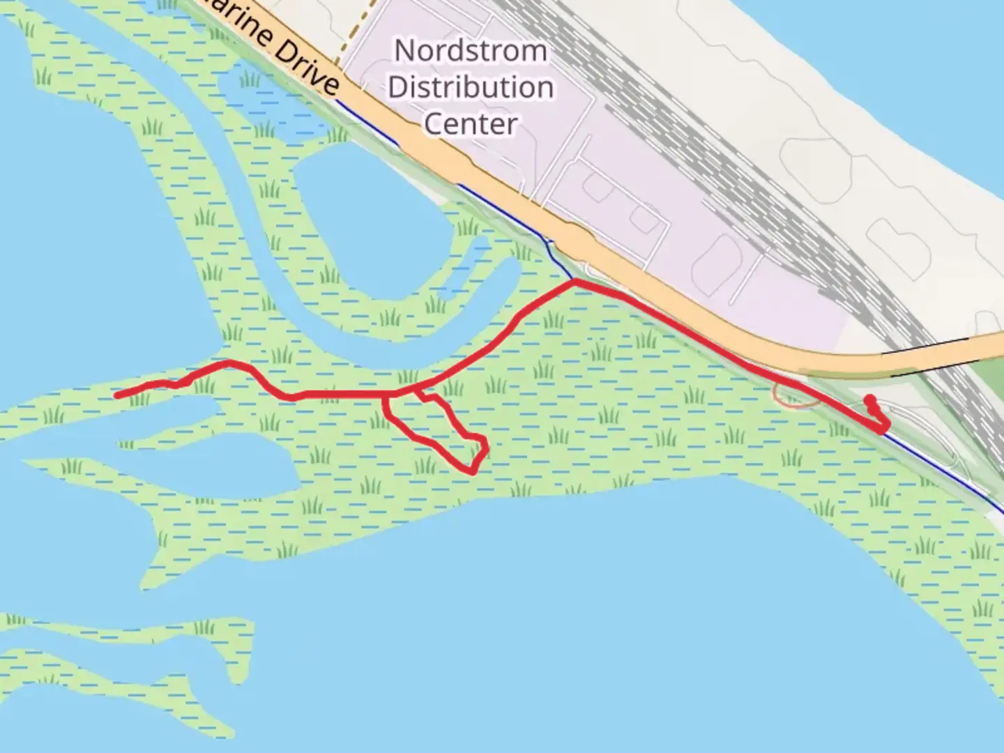 An image depicting the trail Interlakes Trail and its surrounding area.