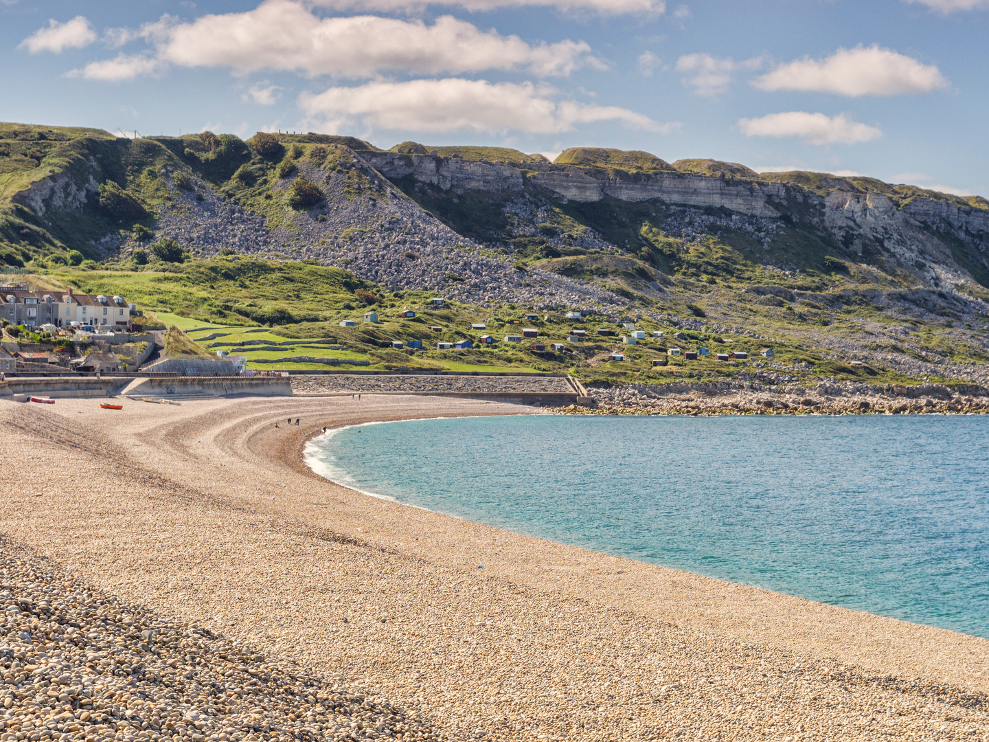 An image depicting the trail Abbotsbury from the Victoria Inn and its surrounding area.