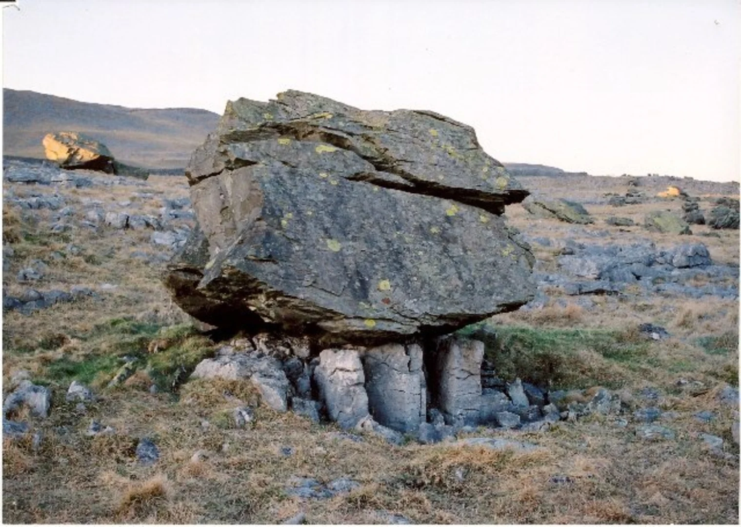 An image depicting the trail Norber Erratics Walk and its surrounding area.