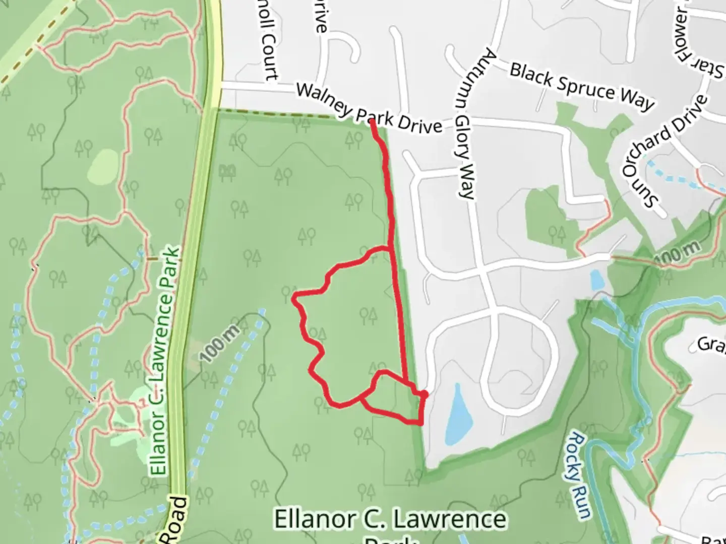 An image depicting the trail Woodland Trail and Grassy Track and its surrounding area.