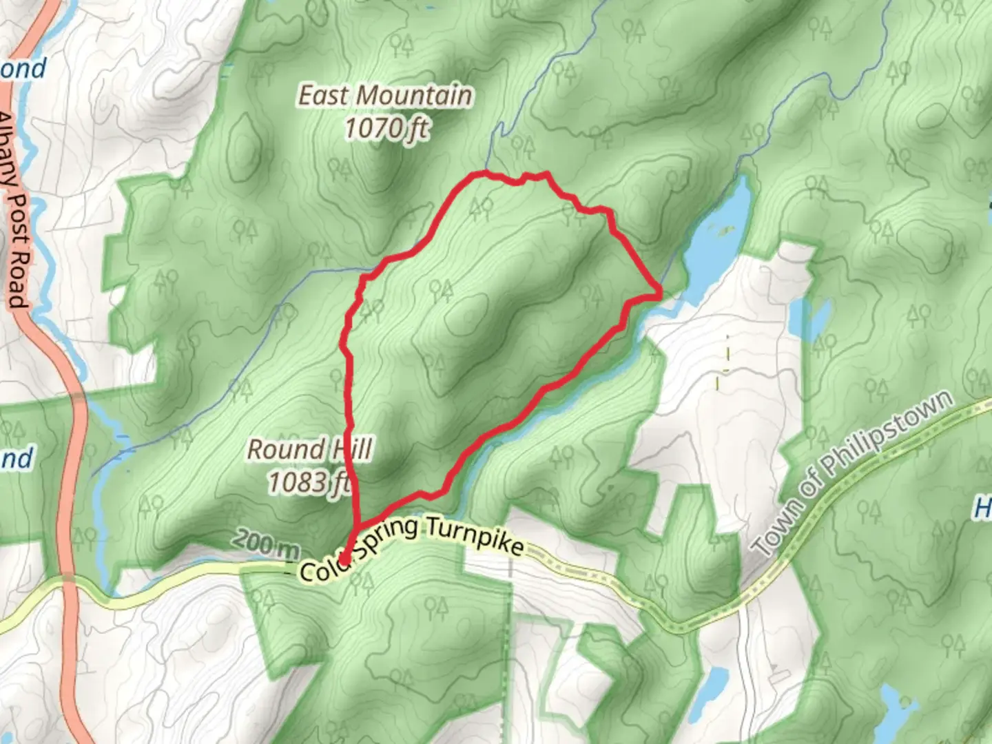 An image depicting the trail School Mountain Trail and Fahnestock Trail Loop and its surrounding area.