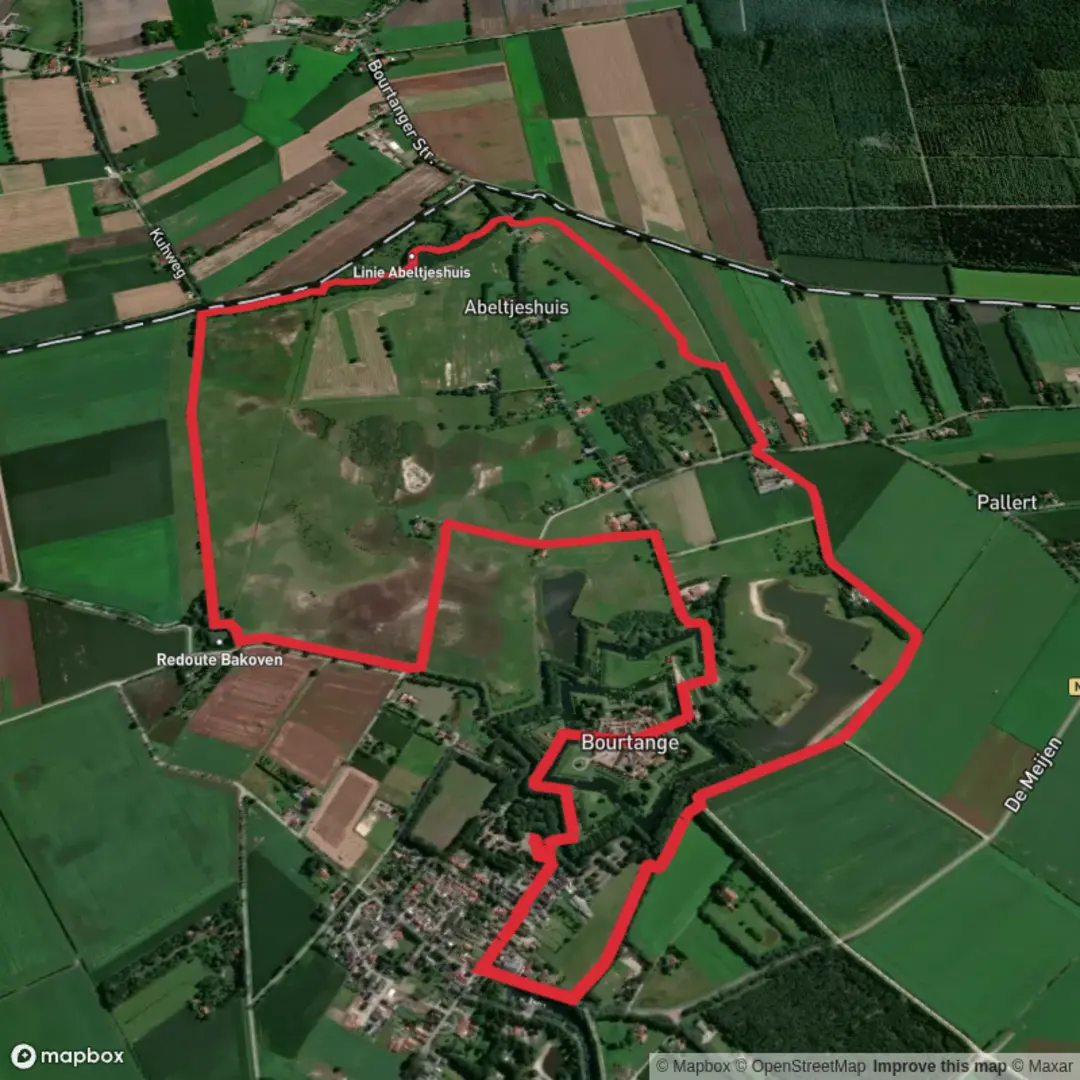 An image depicting the trail Bourtange via Inundatie Weg and Tussen Weg and its surrounding area.